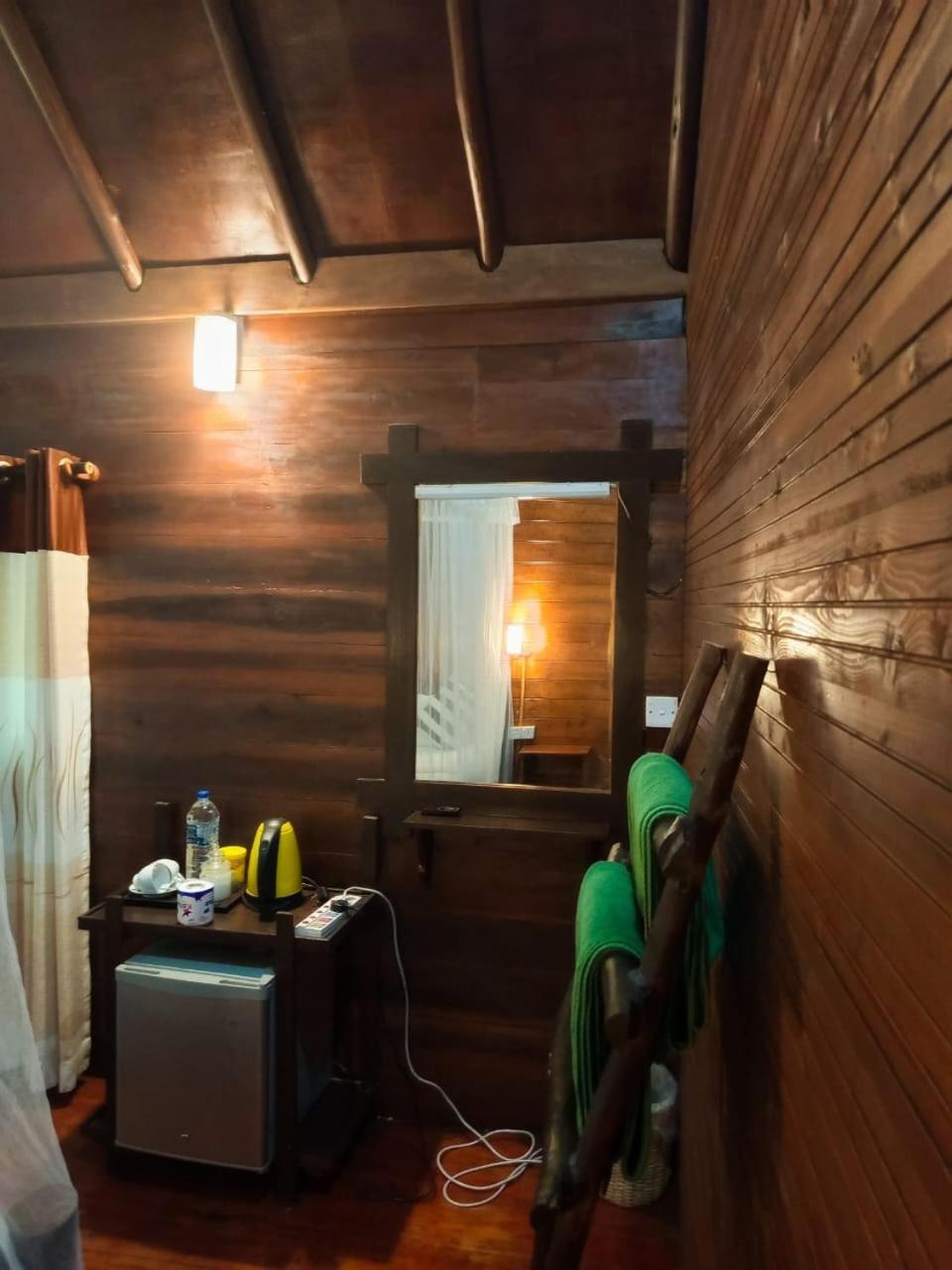 Jungle Face Inn Ella Ngoại thất bức ảnh